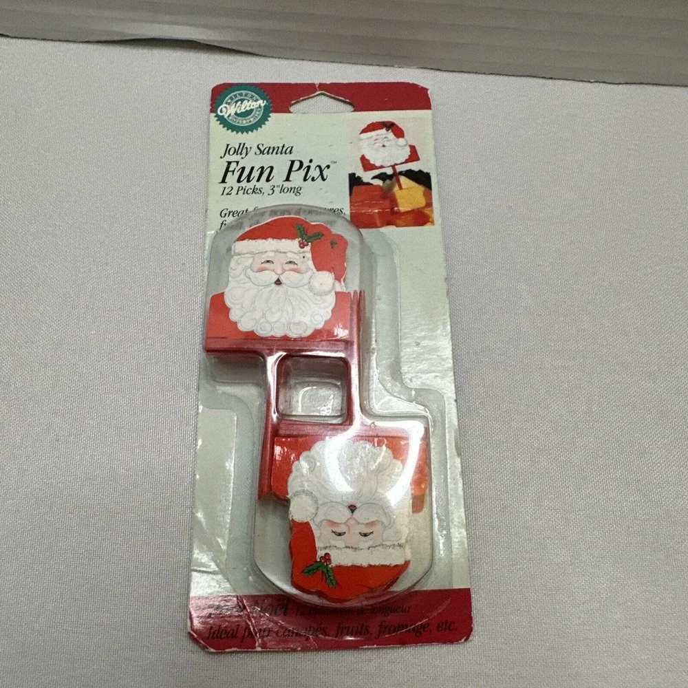Wilton 1996 Jolly Santa Fun Pix NEW 12‎ CT
